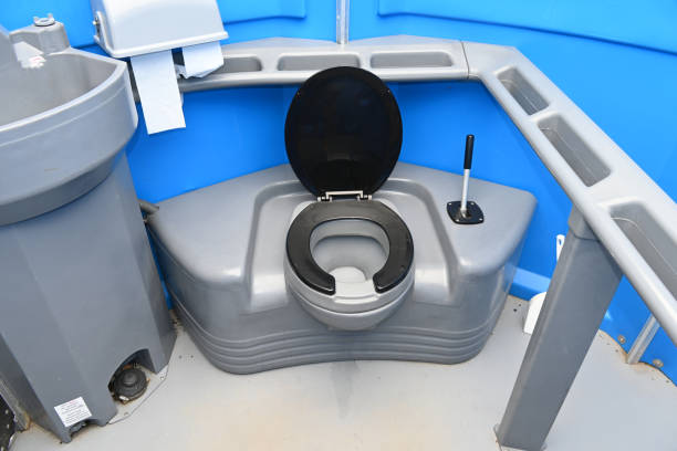 Best Portable restroom trailer rental  in Governors Village, NC